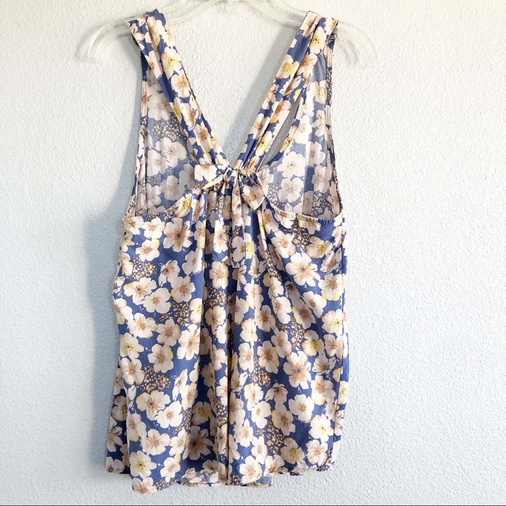Lauren Conrad Floral Hawaiian Tropical Top Small - Picture 5 of 8